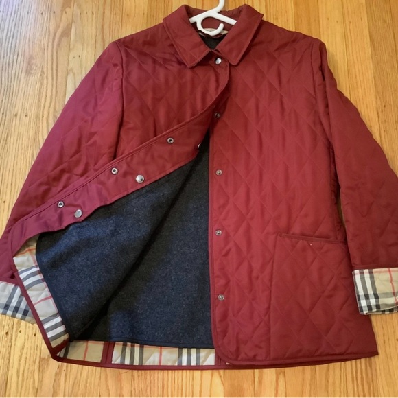 Authentic Burberry Burgundy Quilted Jacket Removable Wool Lining - Picture 1 of 13